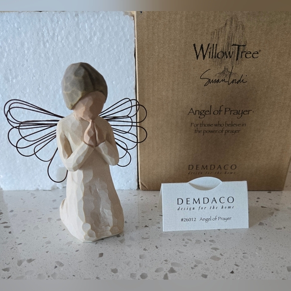 Willow Tree "Angel of Prayer" - Picture 1 of 3